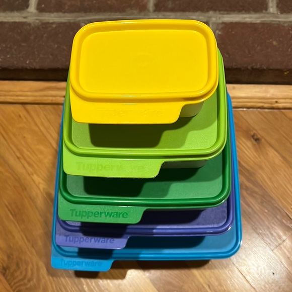 Tupperware Nesting Stackable Storage Containers - 5 Piece Set With Multi… - Picture 2 of 11